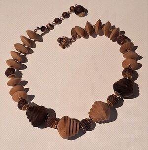 * Vintage Miriam Haskell Signed Wood Bead 16" Choker Necklace